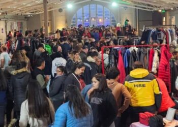 Mega Outlet con liquidaciones de prendas de invierno en el Complejo La Superiora