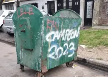 Encuentran el cuerpo de un bebé recién nacido en un contenedor de basura