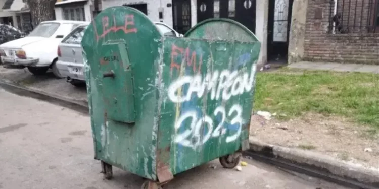 Encuentran el cuerpo de un bebé recién nacido en un contenedor de basura
