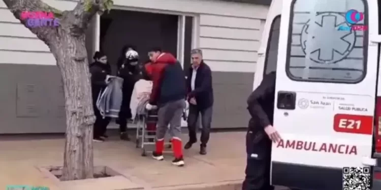 Tragedia en San Juan: Una mujer dio a luz en su hogar y sus gemelas fallecieron