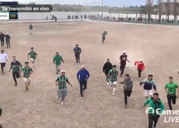 VIDEO: Jugadores e hinchas de San Martín golpearon brutalmente a jugadores de Caucete