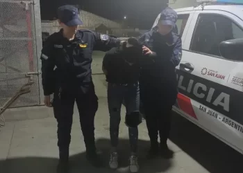 Mamá sanjuanina le robó la bici a la compañerita de su hija en la escuela