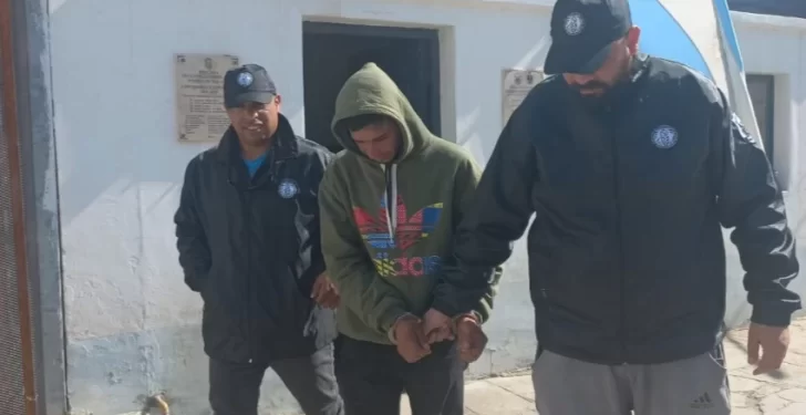 Atrapan a peligroso asesino que se fugó del Penal en 25 de Mayo