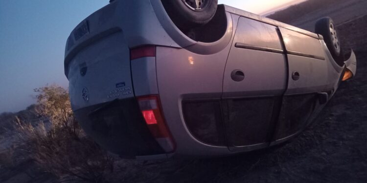 Impactante vuelco en la Ruta 351 deja tres heridos y uno en grave estado