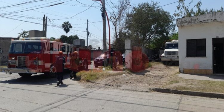 Tragedia: Murió un obrero aplastado por placas de mármol de 400 kilos