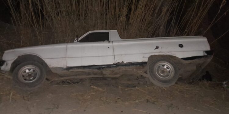 Vuelco en el Médano de Oro: Un conductor perdió el control y cayó a un zanjón