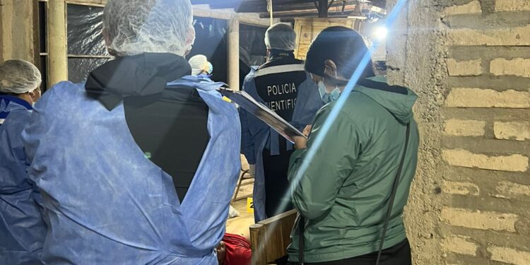 Estaba triste por la muerte de su hermano y lo encontraron sin vida