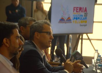 Renace la Feria Provincial de la Cultura Popular y el Libro en Rawson