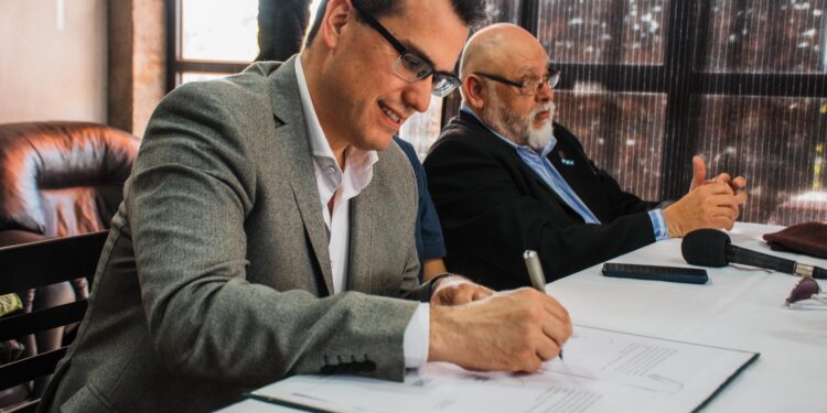 Rawson inicia la regularización de loteos con un acuerdo clave