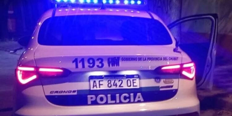 “Mi hijo intentó matarme”: detuvieron a un joven que quiso degollar a su papá