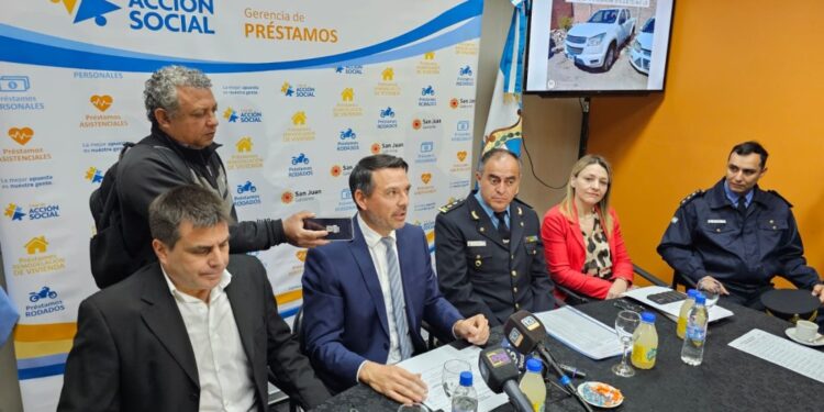 La Caja de Acción Social rematará 71 vehículos de la Policía de San Juan