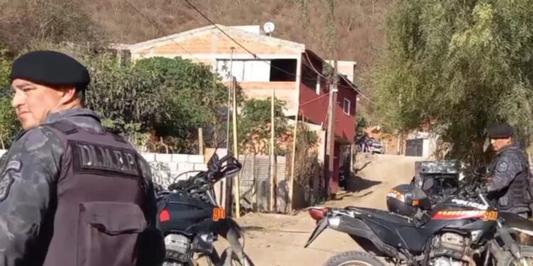 Encuentran muerto al acusado de matar a puñaladas a su novia y a su suegro