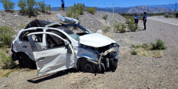 Tragedia en la Ruta Interlagos: dos muertos y tres heridos en un violento vuelco