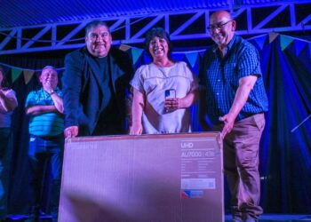 Ullum celebró a sus madres: bingo, premios y mariachis en una fiesta inolvidable