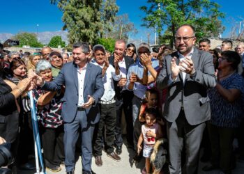 Rivadavia brilla: Orrego y Miodowsky inauguran obras en la Villa San Justo