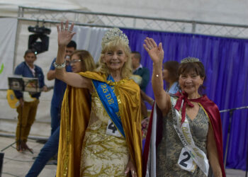 25 de Mayo: Yoli Correa y María Herrera son las Reina y Virreina del Adulto Mayor