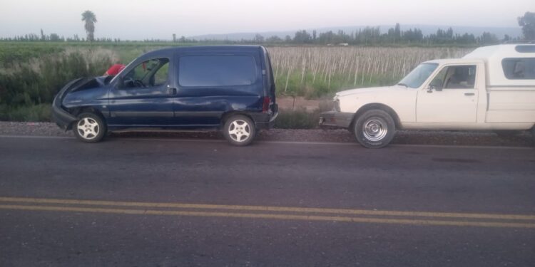 Choque en cadena en Ruta 183 deja una mujer hospitalizada en 25 de Mayo