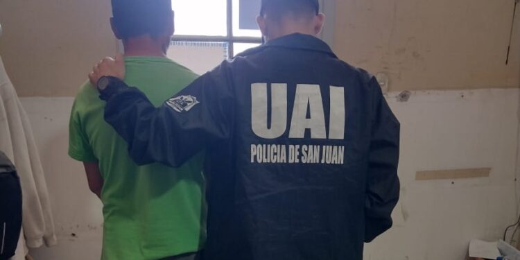 Impactante arresto en Rawson: Policía captura a hombre buscado por homicidio