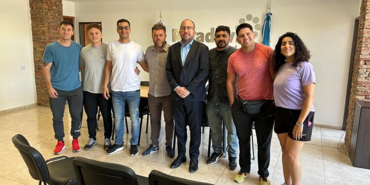 Verano en Rivadavia: guardavidas y actividades en un espacio seguro para la familia