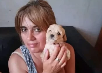 Violento choque en Rawson: motociclista con fractura tras chocar con una camioneta