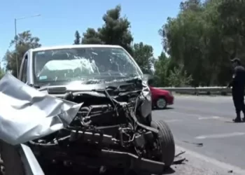 Milagro en la Ruta 20: choque entre camión y camioneta terminó sin víctimas