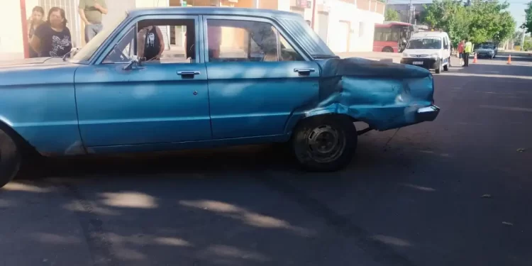 Una anciana sufrió un infarto y murió, tras chocar con una moto