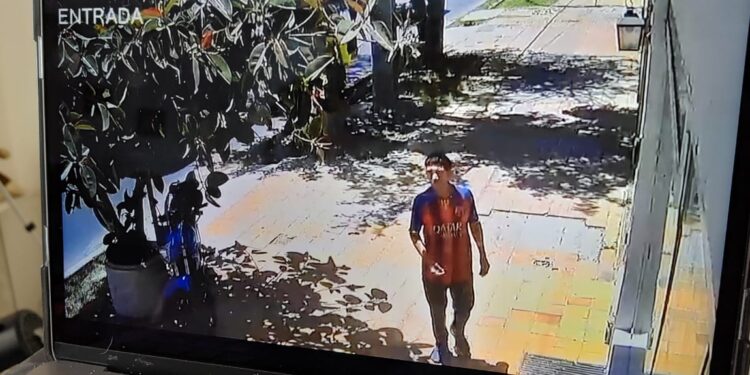 VIDEO: Un hombre fue apuñalado durante brutal pelea en plena Capital