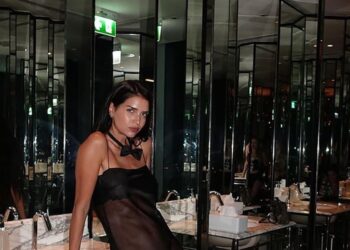 Zaira Nara y su atuendo “invisible” en su viaje a Bangkok
