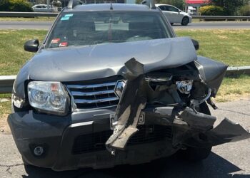 Violento choque en Ruta 40: una mujer hospitalizada tras el impacto