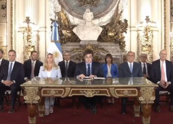 Javier Milei confirmó que reducirá el 90% de los impuestos nacionales