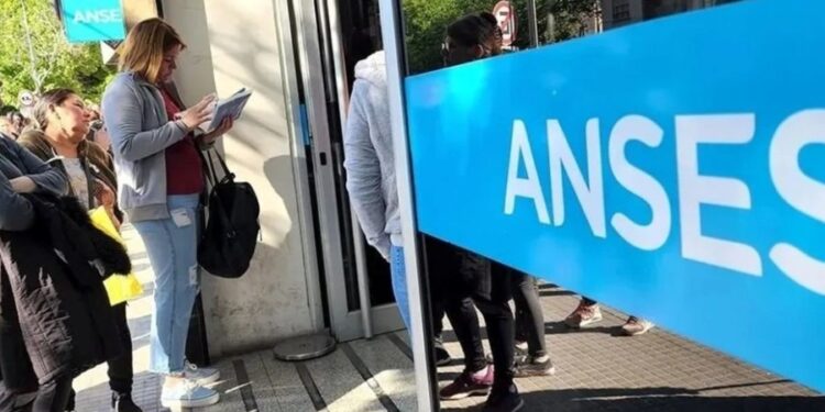 ANSES: los tres bonos de $400.000 para la AUH en diciembre