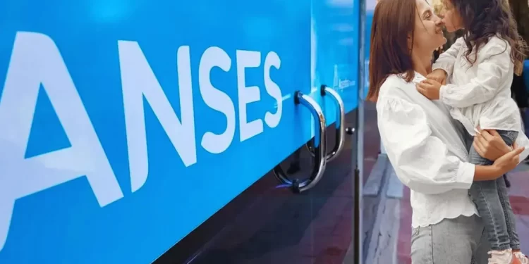 ANSES paga $124.000 por Ayuda Escolar: cómo acceder en diciembre 2024