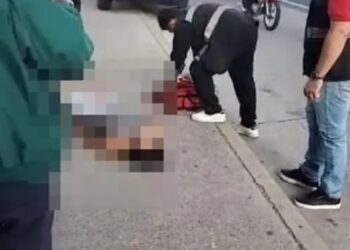 Por una infidelidad, fracturó y desmayó a golpes a su esposa en la calle