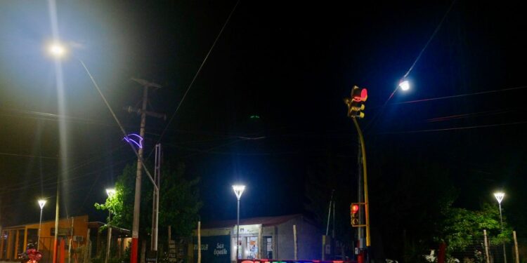 Chimbas habilitó la segunda etapa del Centro Comercial a Cielo Abierto