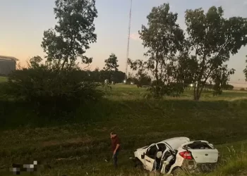 Vuelco: Murieron dos jóvenes y otros dos están en grave estado