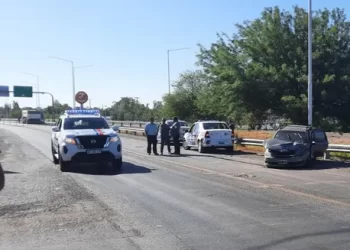 Violento choque en la Ruta 20 y Gorriti: dos autos quedaron destrozados