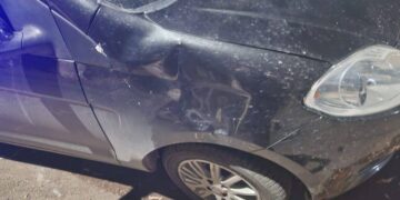 Intentó esquivar un colectivo y atropelló a un niño en plena avenida San Martín