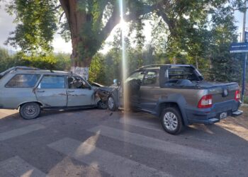 Impactante choque en Rawson dejó a dos mujeres hospitalizadas