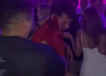 VIDEOS: Caos y pánico tras violenta pelea en un conocido boliche