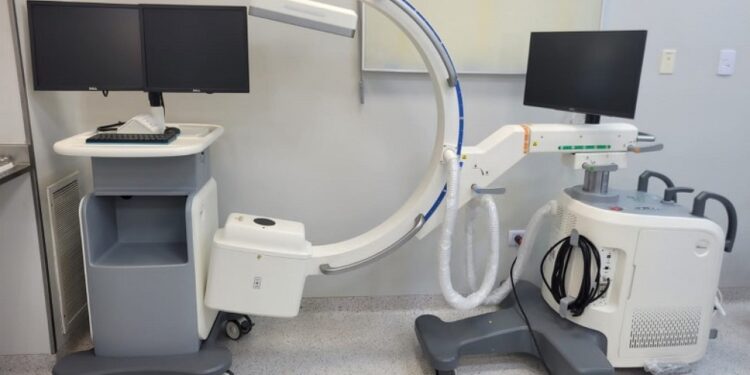 Nueva y moderna aparatología para los quirófanos del Hospital de Albardón