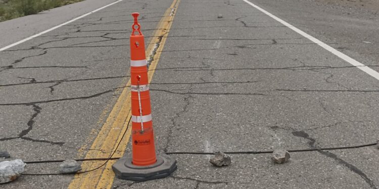 Accidente en la Ruta 141: mujer chocó con una roca y terminó fracturada