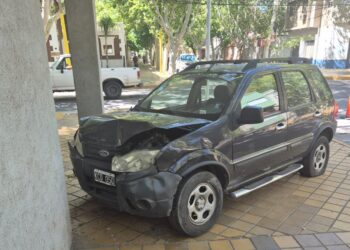 Impactante choque en Capital: Una conductora fue trasladada al hospital