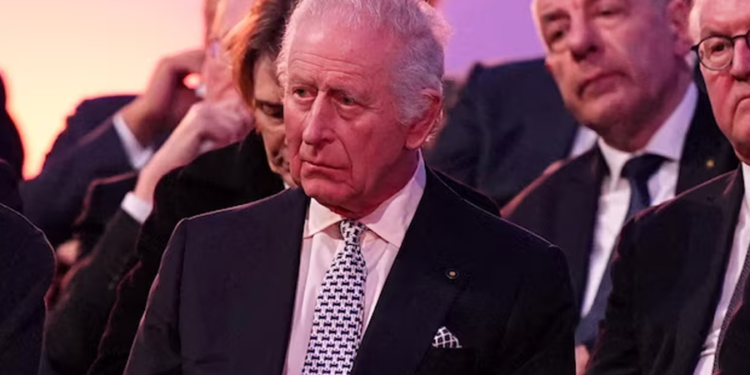 “El avance de su cáncer es imparable”: preocupación por la salud del Rey Carlos III