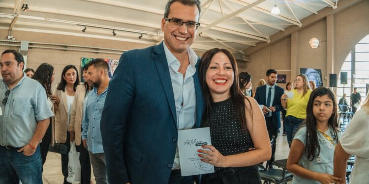 Rawson reconoció el talento literario con la premiación de “Palabras que Renacen”