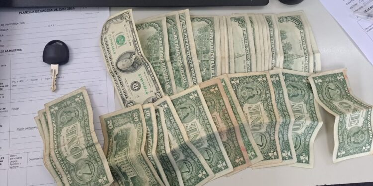 Violento robo en Capital: pareja armada asaltó a un hombre y terminó detenida