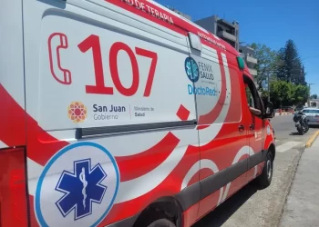 Se despertó con su casa en llamas y logró escapar con lo justo en Pocito