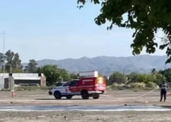 Un explosivo apareció en un camión de residuos en pleno centro de Caucete