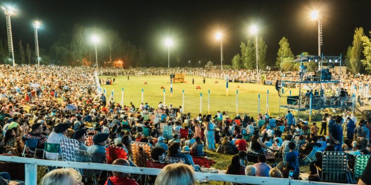 Más de 40 mil personas en la Fiesta Nacional de las Destrezas Criollas y el Folklore