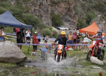 Llega el Safari tras las Sierras de motos y cuatriciclos a Valle Fértil