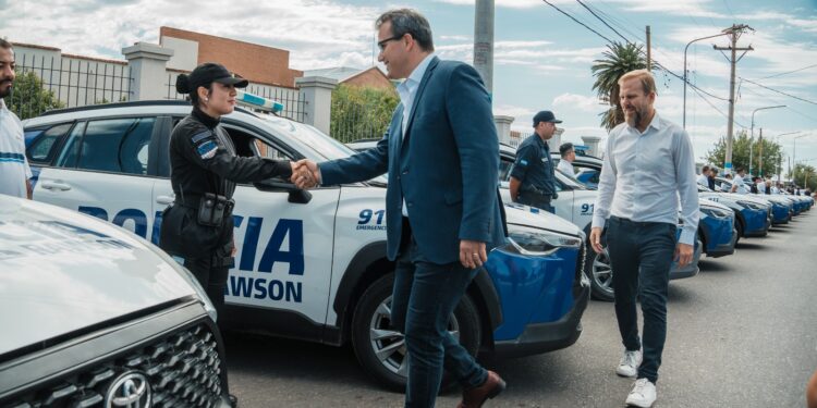 Rawson refuerza su seguridad con 20 patrulleros blindados y tecnología de punta